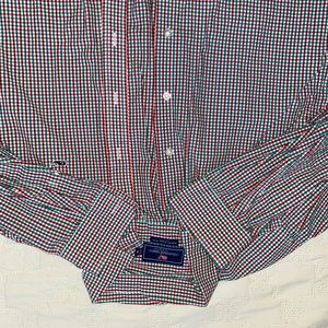 Vineyard vine long sleeve shirt